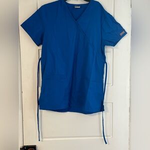 Gently used Scrub set in Vibrant Blue